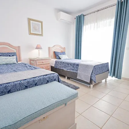 빌라 Oasis Parque, Alvor. *