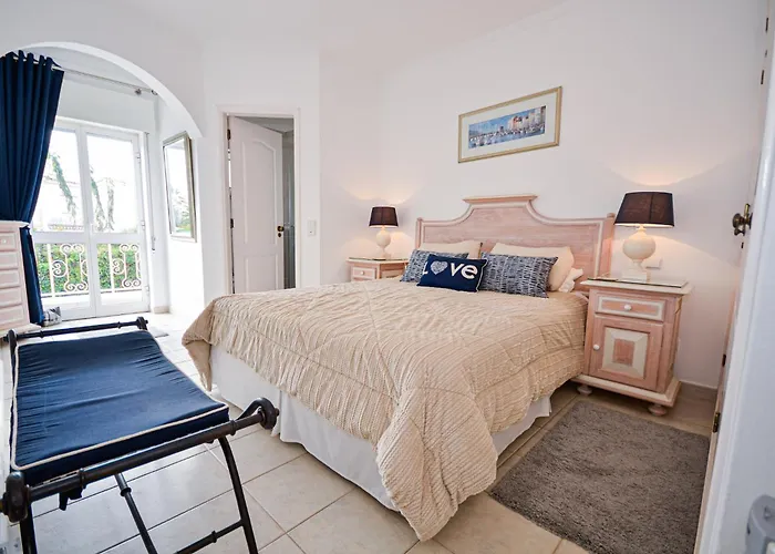 Oasis Parque, Alvor. Willa Portimão